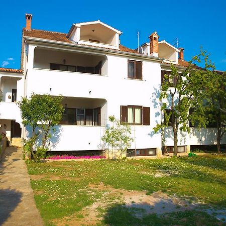 Nada Apartments Poreč Exterior foto