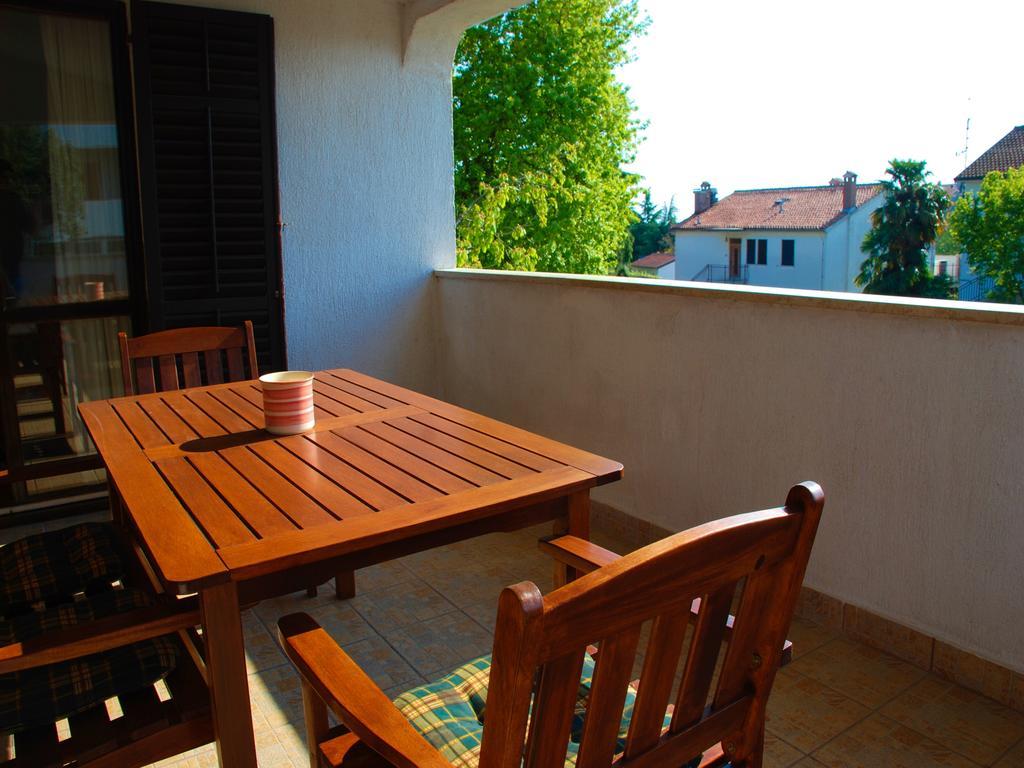 Nada Apartments Poreč Exterior foto